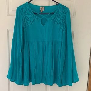 Como Vintage flowy long sleeve top